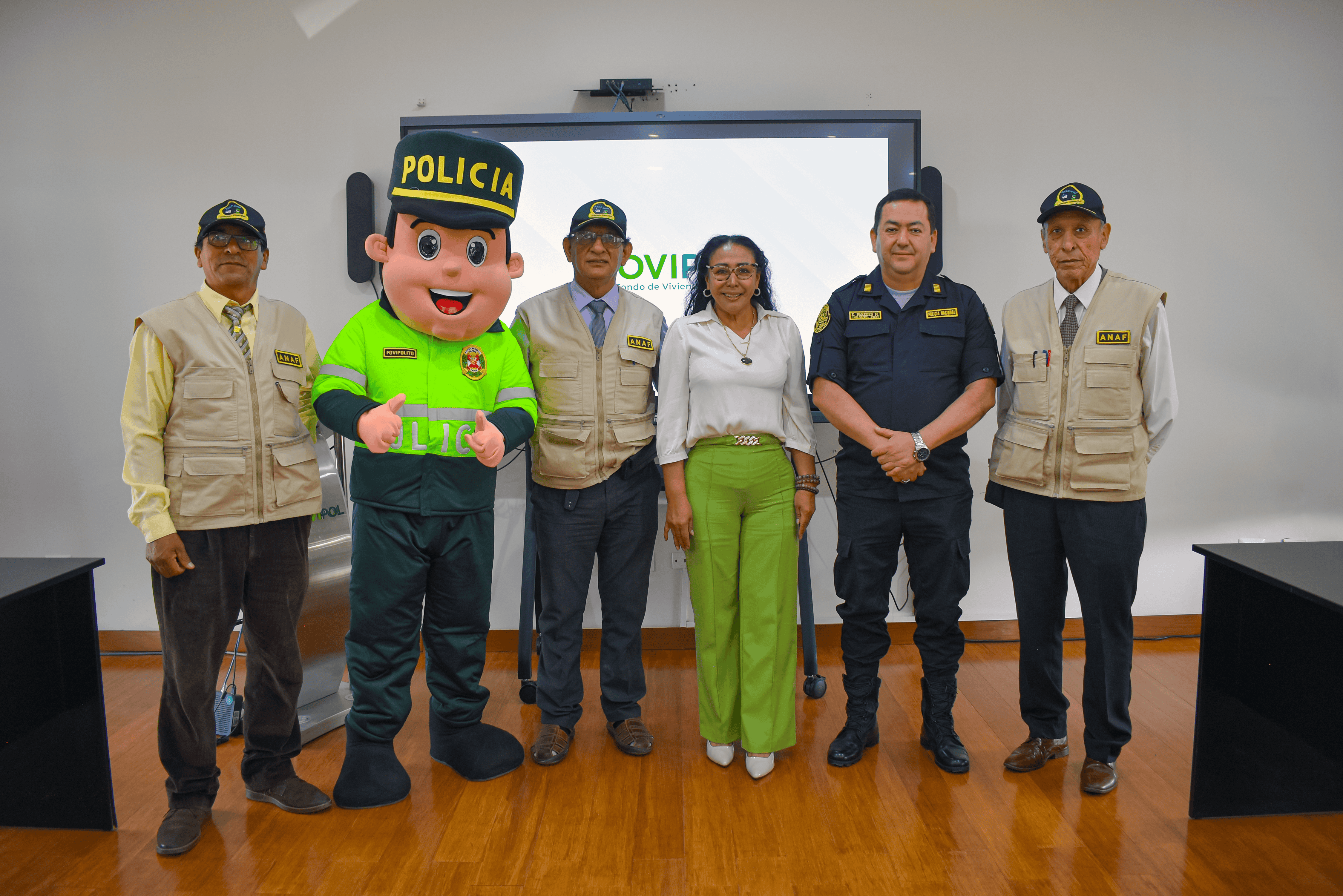 Congresista Elizabeth Sara Medina destaca avances históricos de FOVIPOL en favor de la familia policial