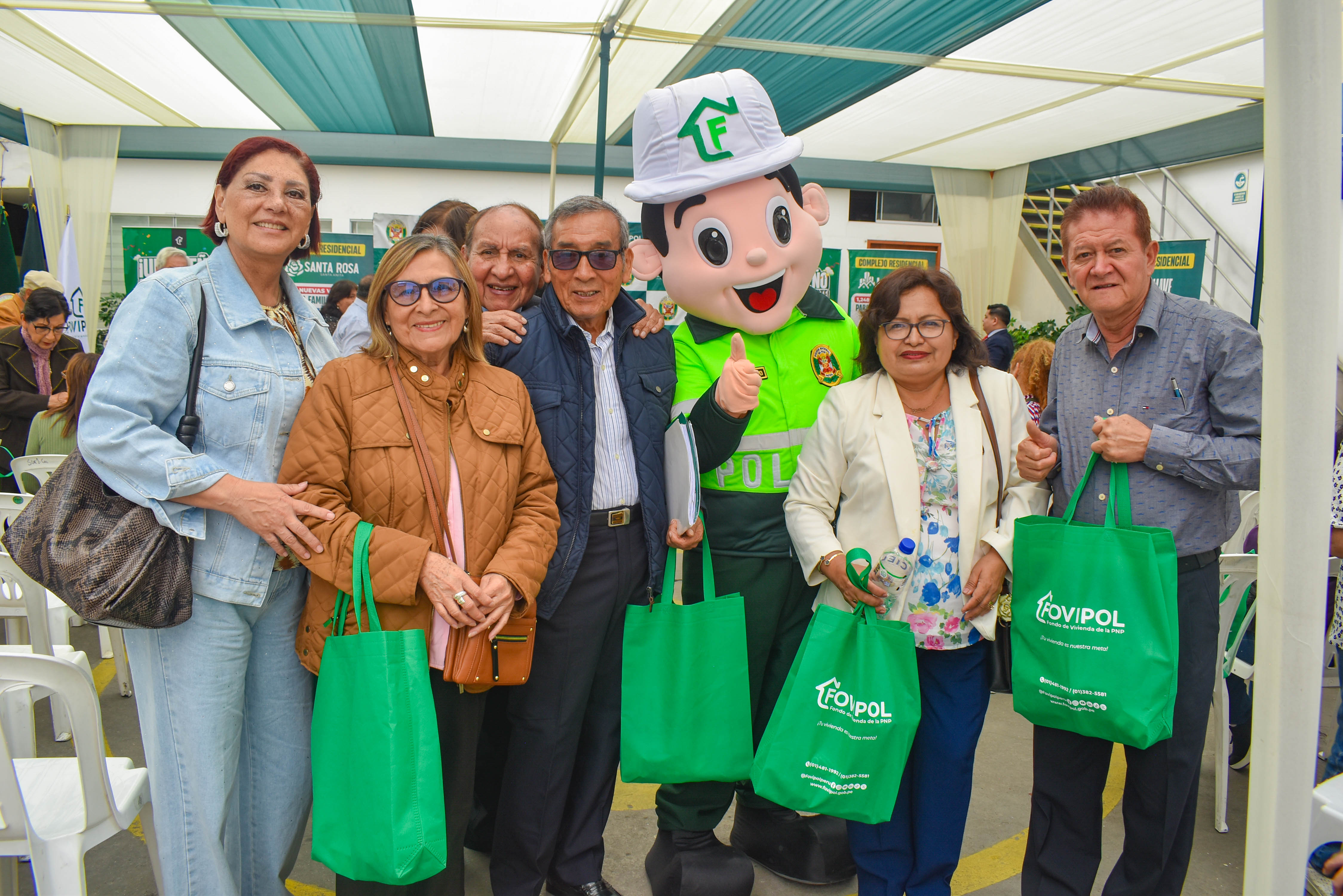 Un sueño que se convierte en propiedad: FOVIPOL entrega minutas a más de 30 adjudicatarios