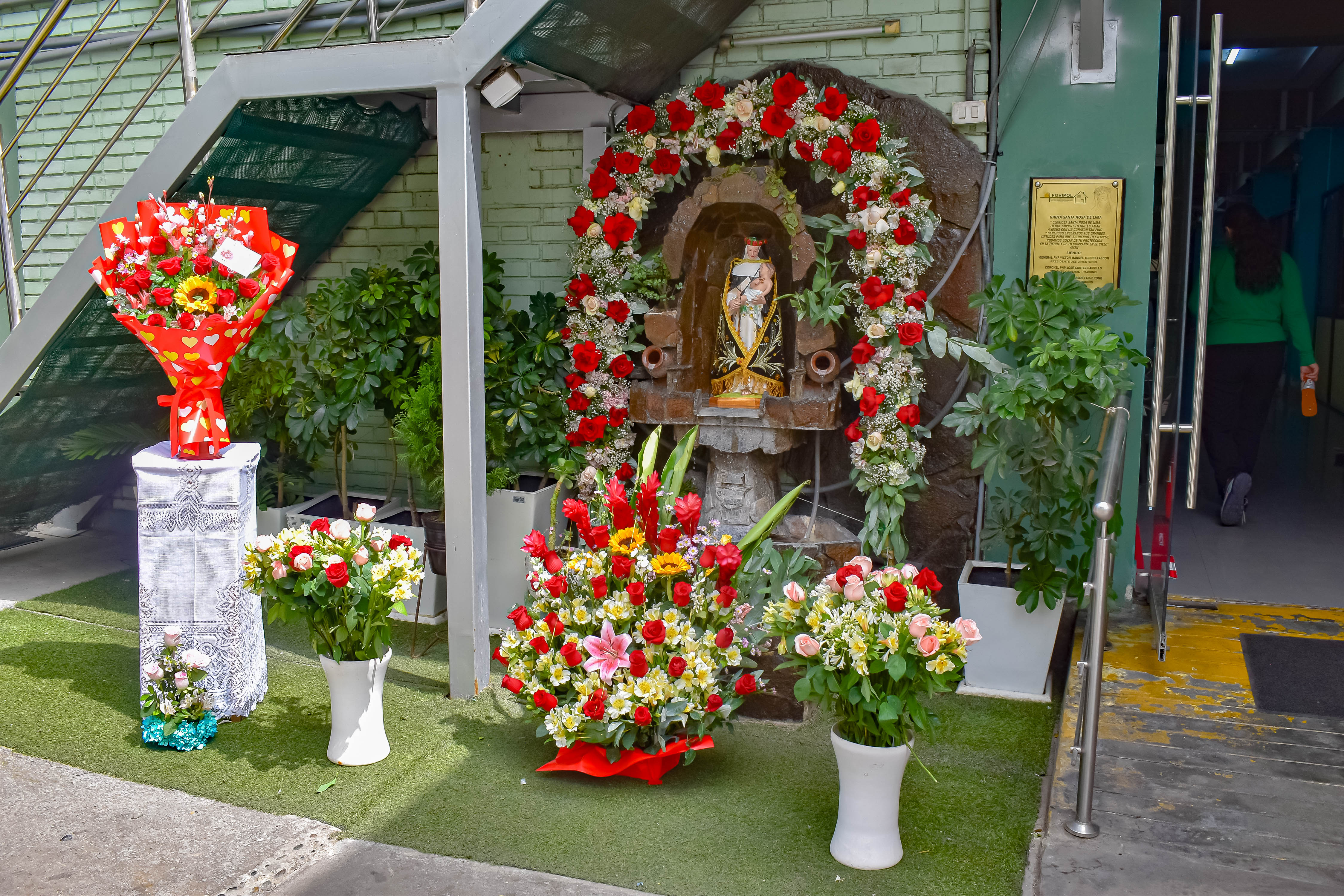 FOVIPOL rindió homenaje a Santa Rosa de Lima, patrona de la Policía Nacional Del Perú